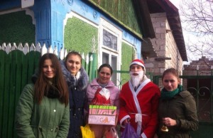 Voluntarii în rol de Moş Crăciun