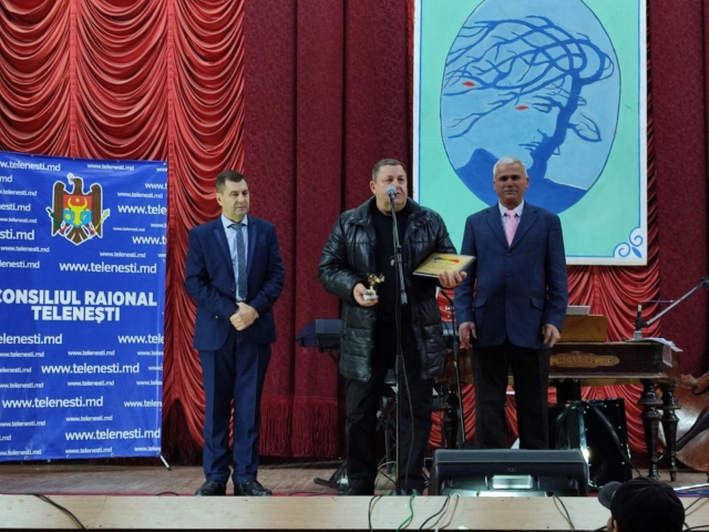 IMG-ad275d05a736e8ad79d92665114658ee-V