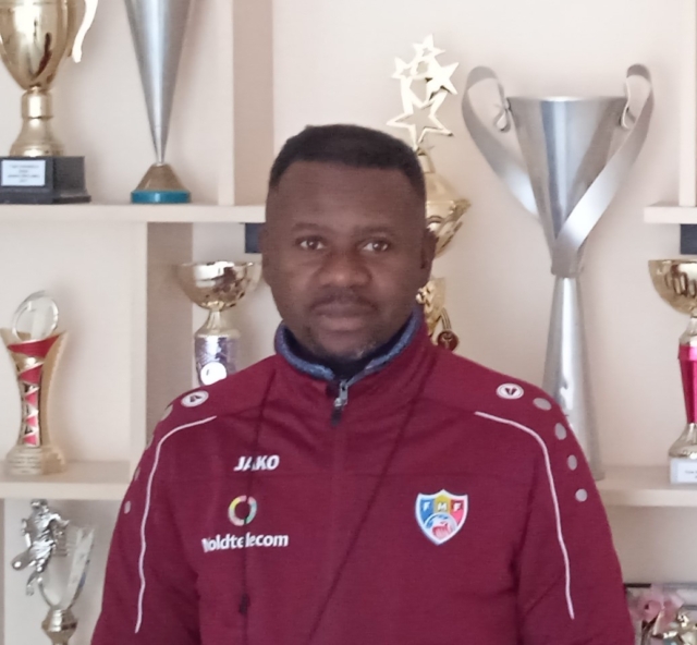 serge mangole