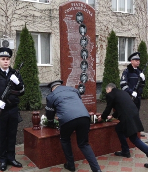 Dezvelirea plăcii comemorative