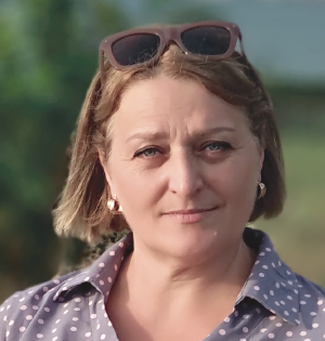 nadejda ivanov-01