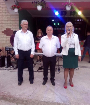 Ion Pânzari,cel din mijloc