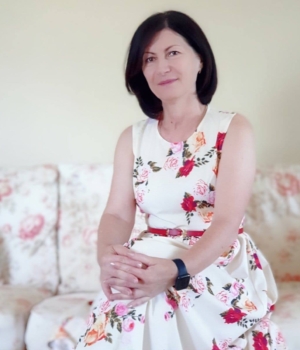 Angela Albu