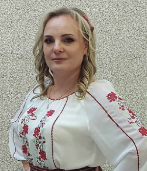 larisa bucur-ostap-01
