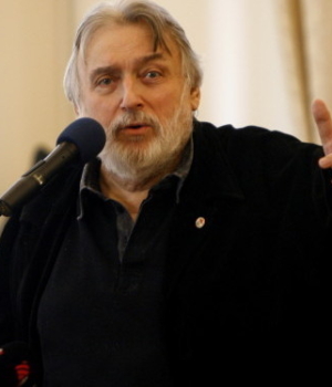 Adrian Păunescu